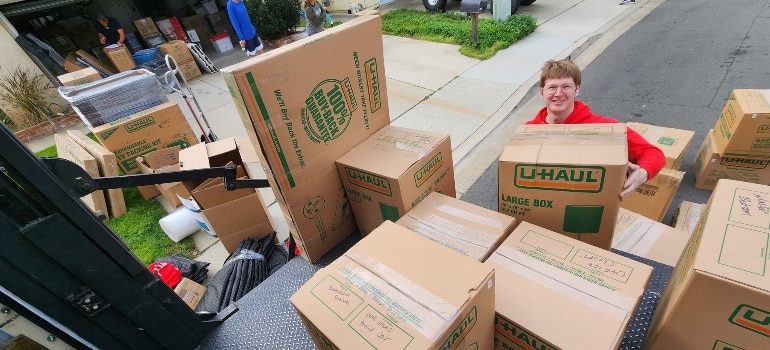 A mover surrounded by boxes